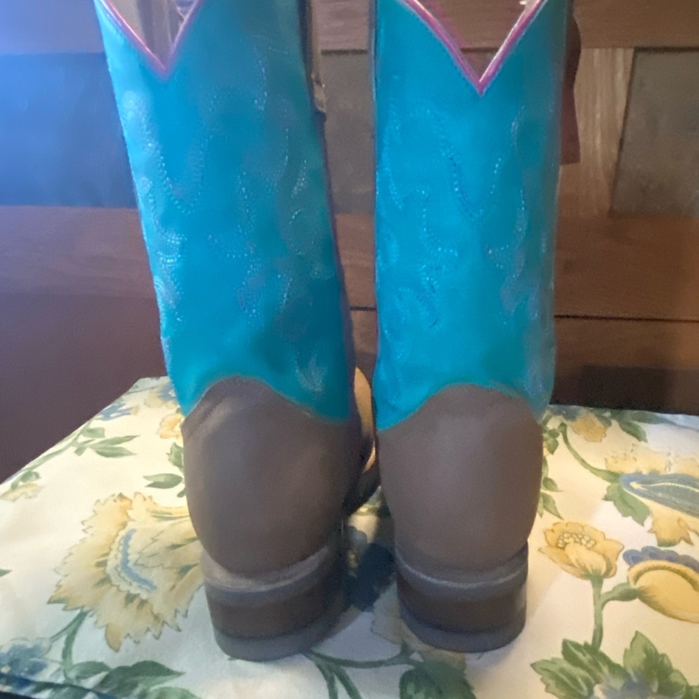 Girls western boots. - Picture 3 of 6